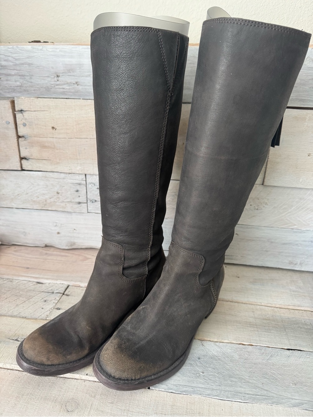Lucky Brand Tall Distressed Leather Brown Leather Zipper Riding Boots Women’s 8 - Picture 4 of 8